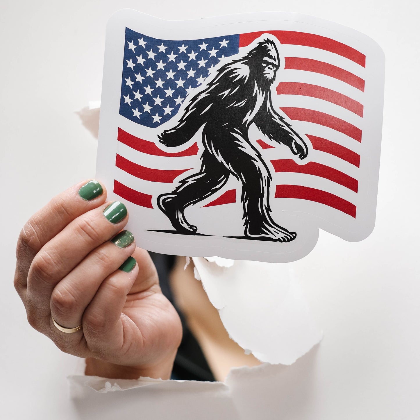 Colorado Bear Sticker β Wildlife Vinyl Decal with Colorado Flag Design β Waterproof Sticker for Laptops, Water Bottles & Cars