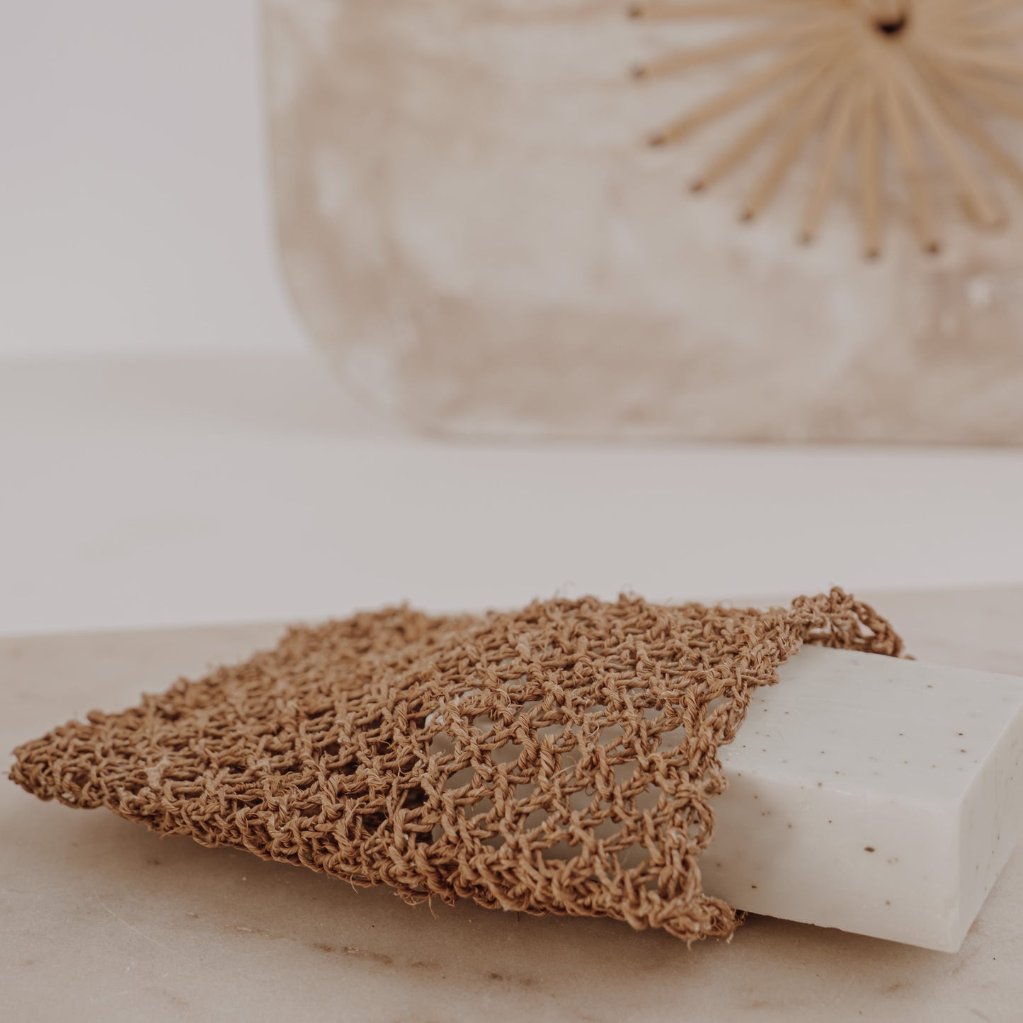 Handmade Natural Fiber Body Scrubber – Eco-Friendly Exfoliating Soap Brown Saver Pouch, Sustainable Shower & Bath Sponge (Copy)