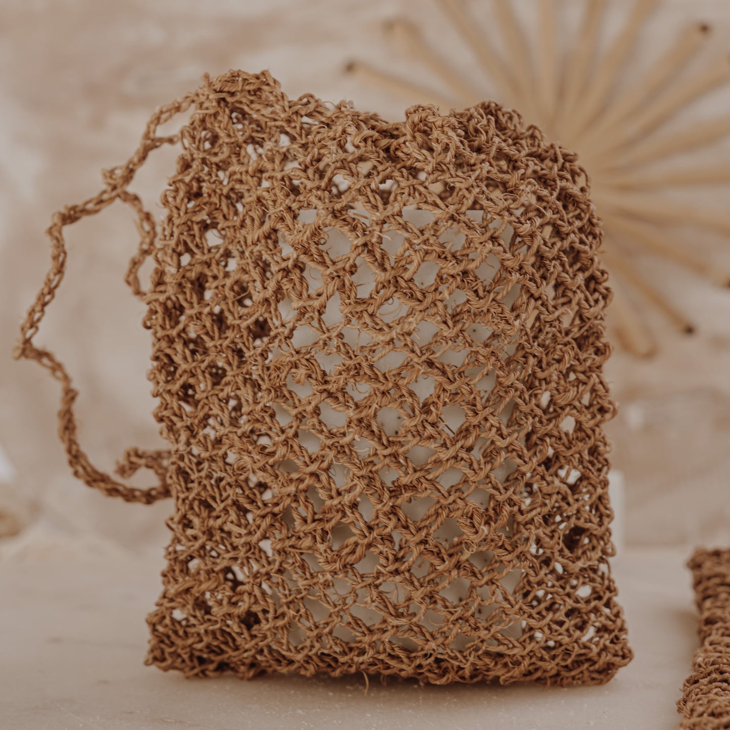 Handmade Natural Fiber Body Scrubber – Eco-Friendly Exfoliating Soap Brown Saver Pouch, Sustainable Shower & Bath Sponge (Copy)