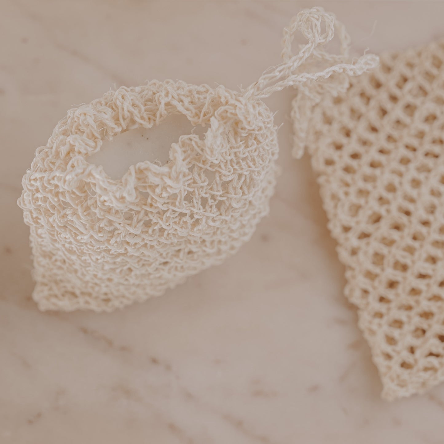 Handmade Natural Fiber Body Scrubber – Eco-Friendly Exfoliating Soap Saver Pouch, Sustainable Shower & Bath Sponge