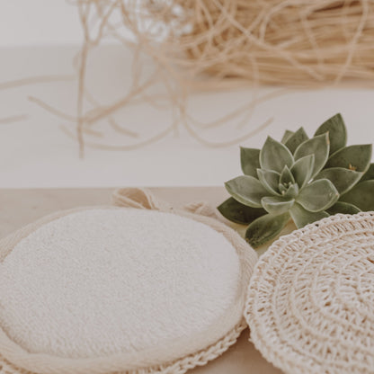 Eco-Friendly Facial Scrubber Pad – Natural Fiber  Face Exfoliating round Sponge with Soft Towel Back, Reusable Gentle Face Cleanser