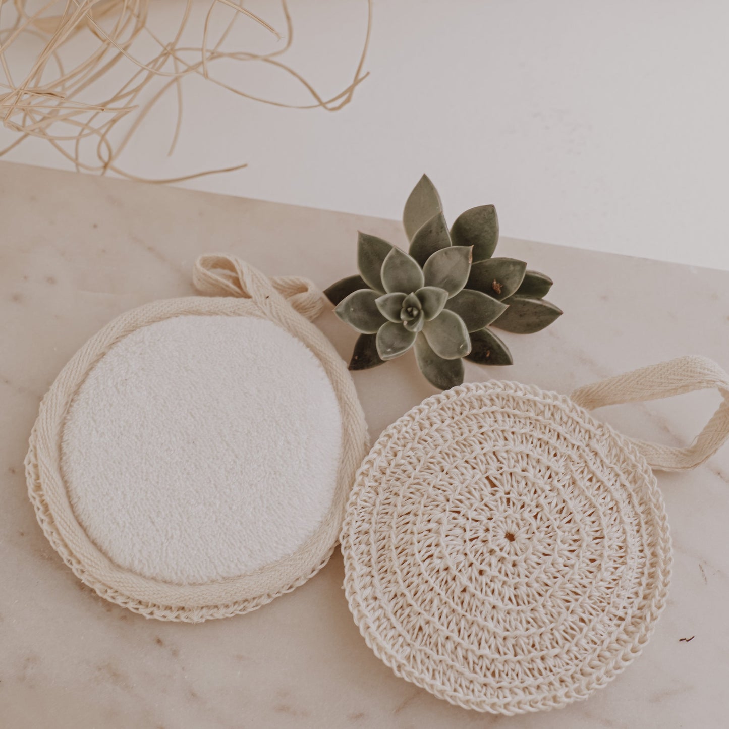 Eco-Friendly Facial Scrubber Pad – Natural Fiber  Face Exfoliating round Sponge with Soft Towel Back, Reusable Gentle Face Cleanser